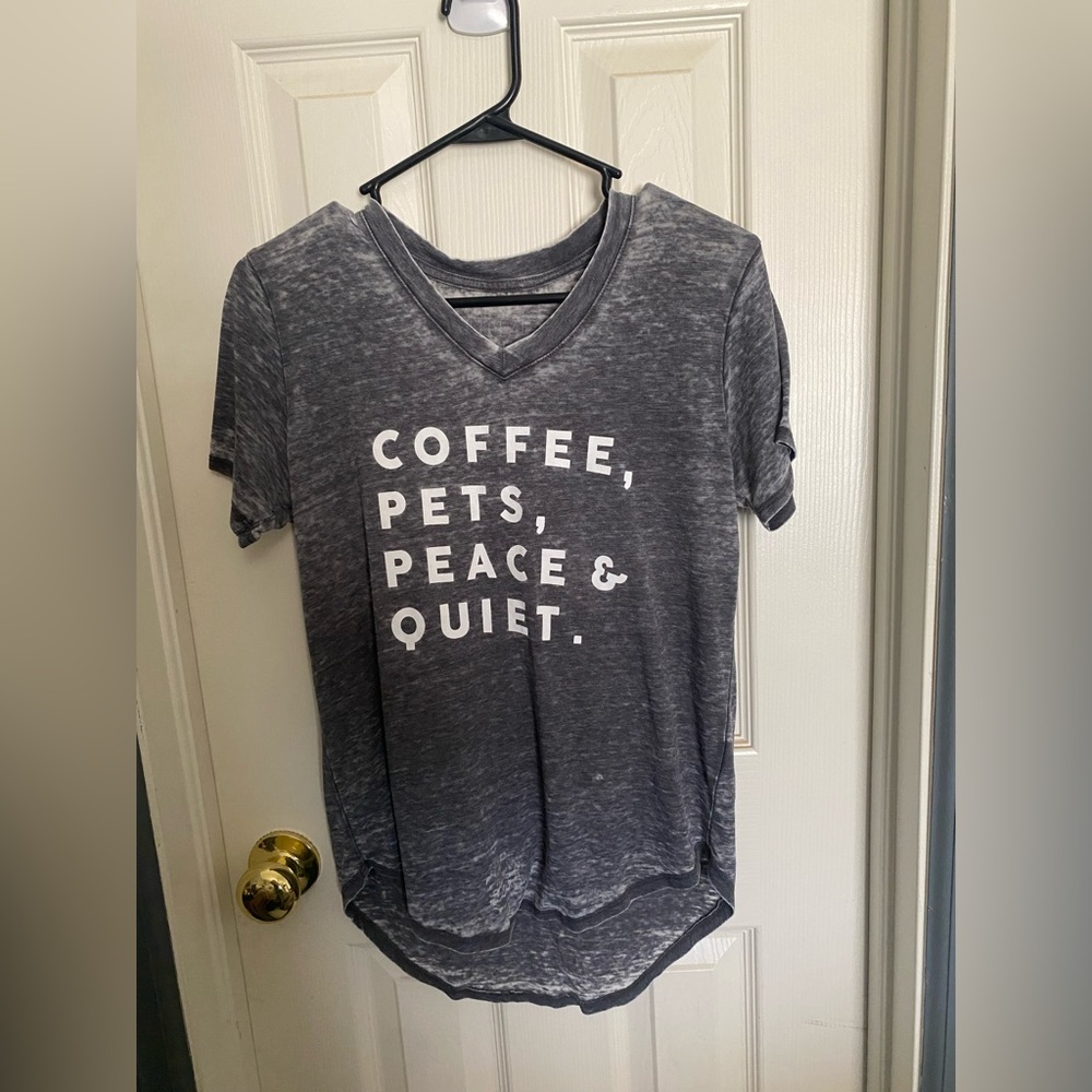 Women’s short sleeve shirt